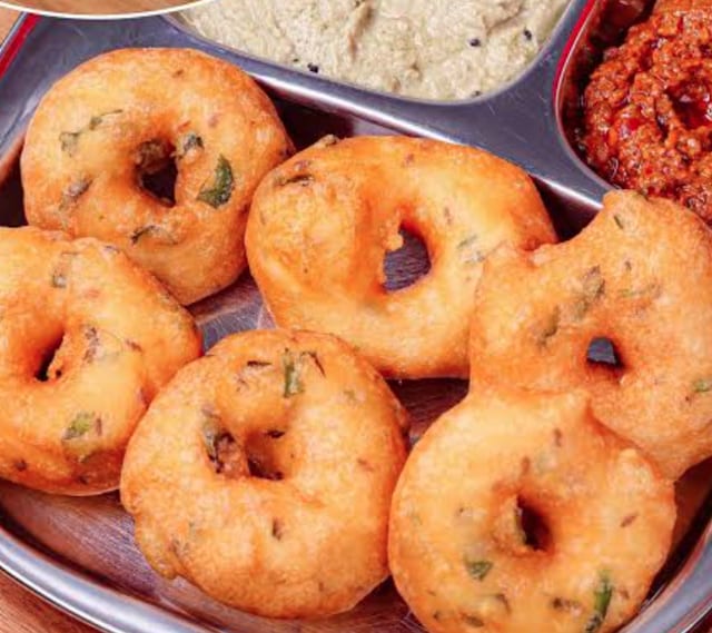Medu Vada.